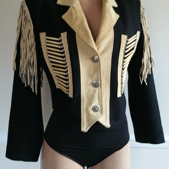 Native American Smoking Jacket - Picture 3 of 4